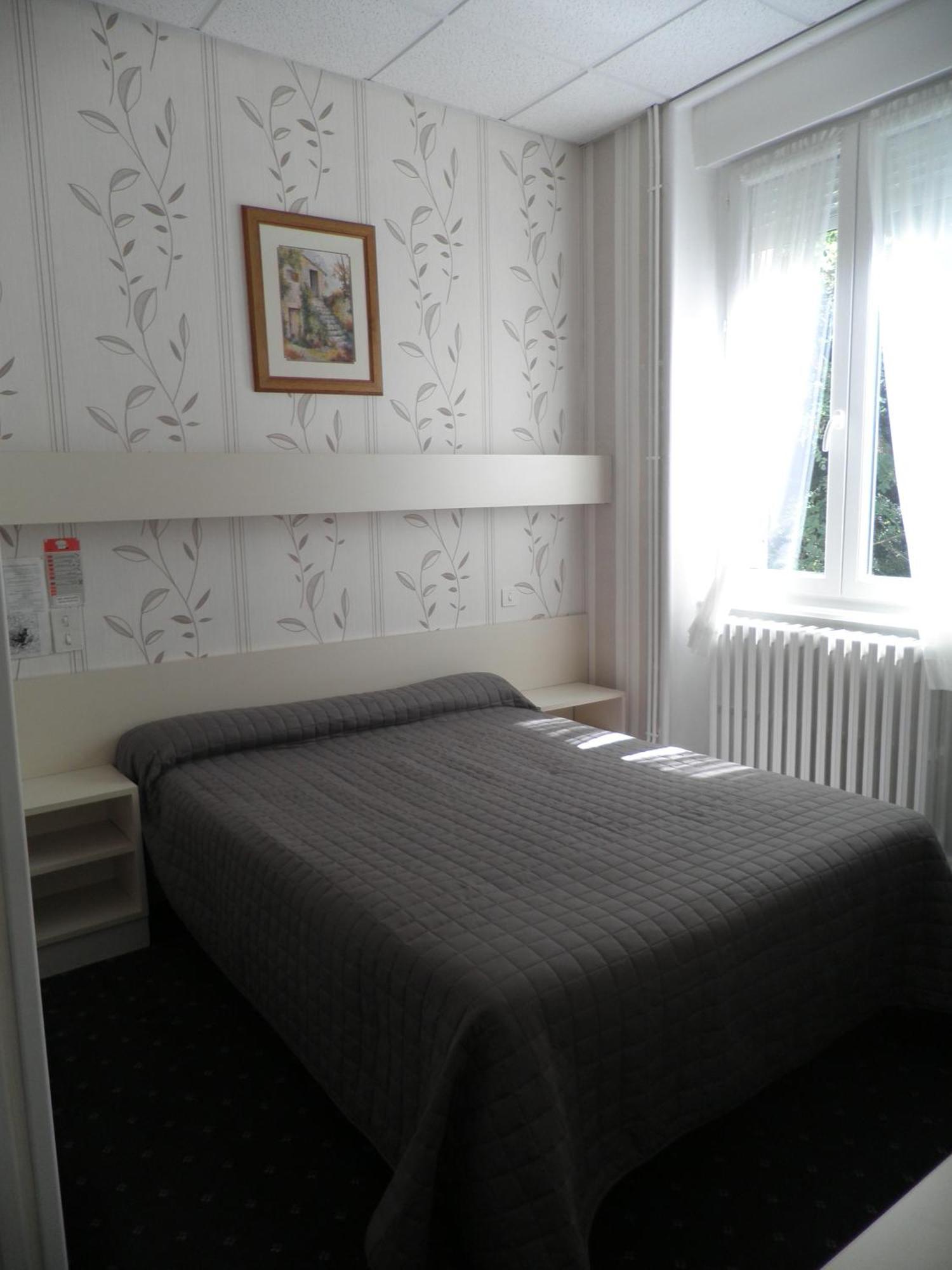 Hotel Saint Jean Vals-les-Bains Ngoại thất bức ảnh
