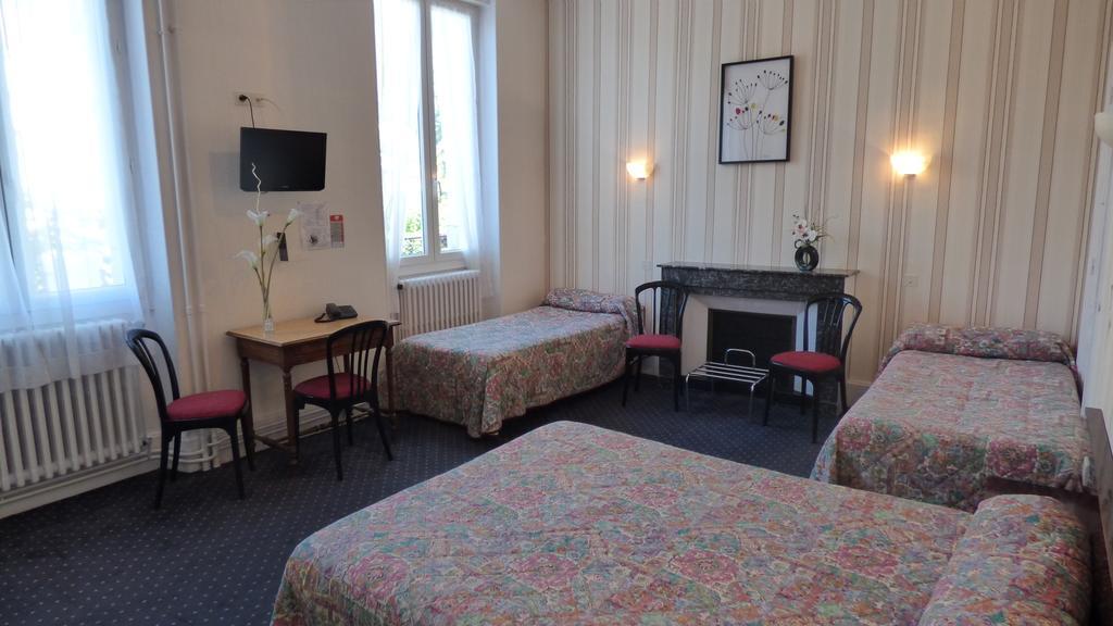 Hotel Saint Jean Vals-les-Bains Ngoại thất bức ảnh